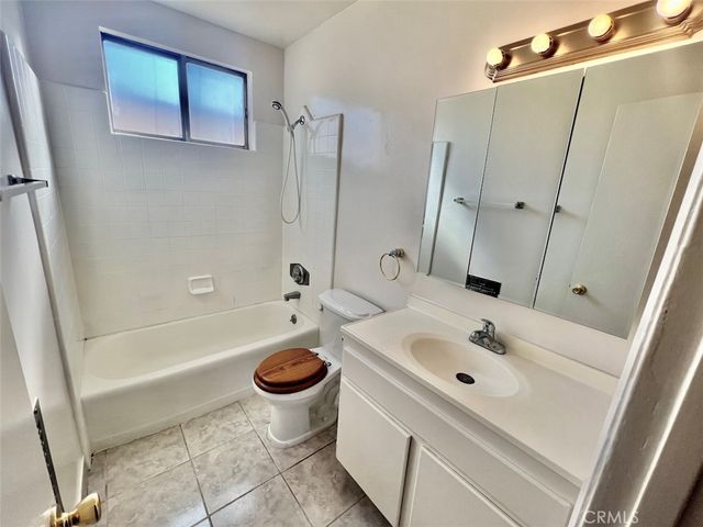 1115 S Wooster Street 202, Los Angeles, CA 90035