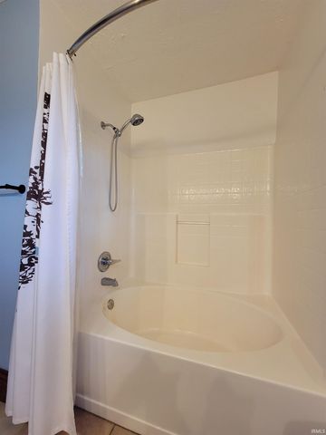 2649 County Road 34, Auburn, IN 46706