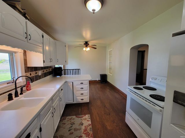 2649 County Road 34, Auburn, IN 46706