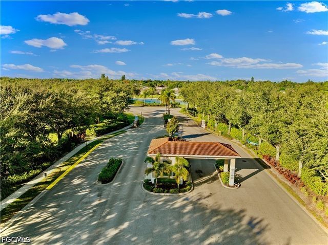 10781 Crossback LN, Lehigh Acres, FL 33936