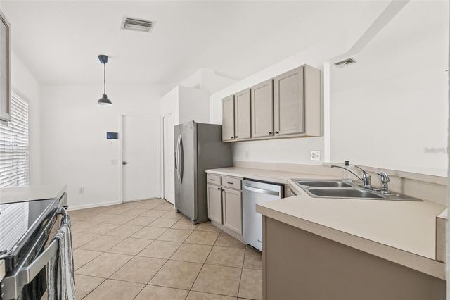 13102 EARLY RUN LANE, Riverview, FL 33578