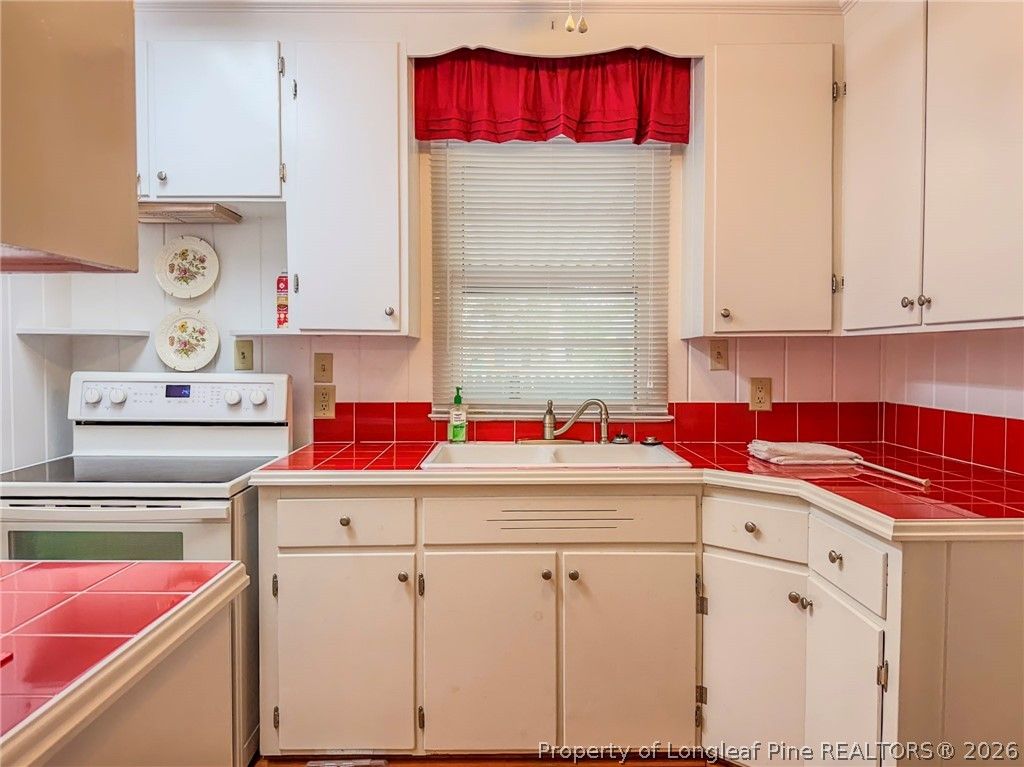 507 W 20th Street, Lumberton, NC 28358 — photo 5