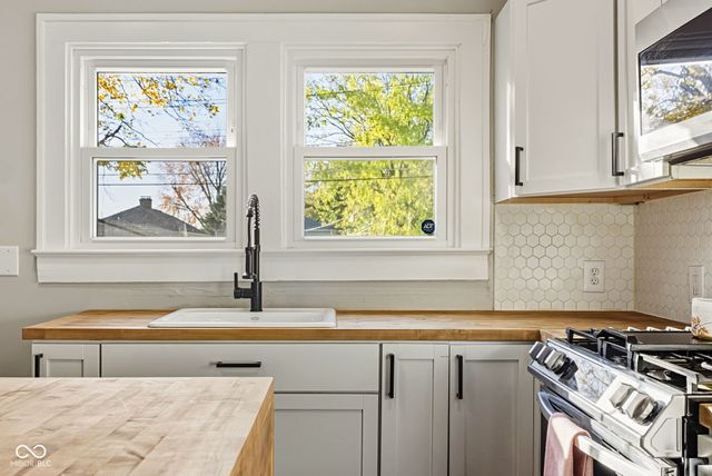 1318 N Grant Avenue, Indianapolis, IN 46201