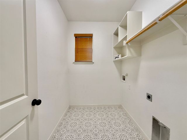 5609 San Jacinto Drive, Granbury, TX 76048