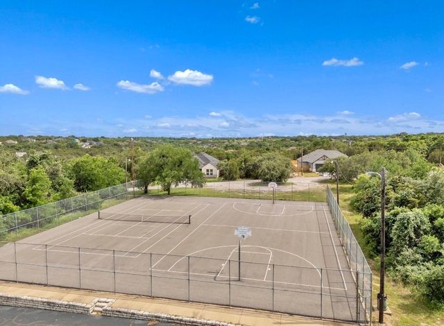 5609 San Jacinto Drive, Granbury, TX 76048