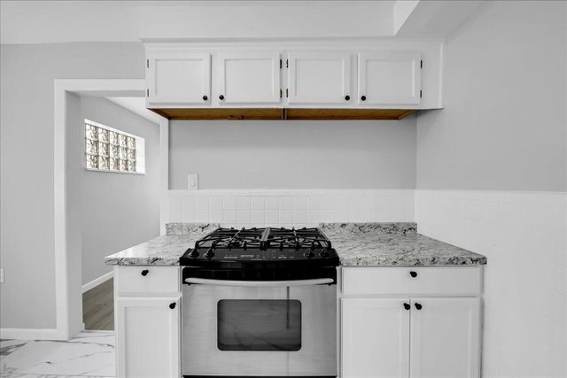 14965 Corbett Avenue, Detroit, MI 48213