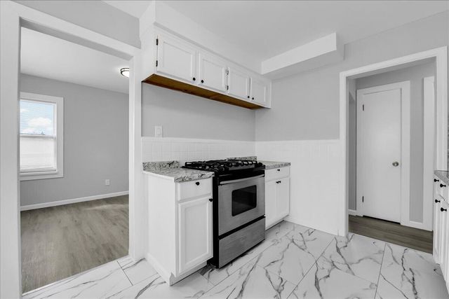 14965 Corbett Avenue, Detroit, MI 48213