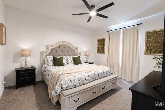7809 Raspberry Avenue, Bakersfield, CA 93313