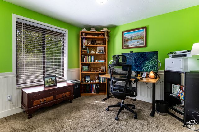 453 SHERIDAN CIR, Centerville, UT 84014