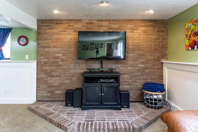 453 SHERIDAN CIR, Centerville, UT 84014