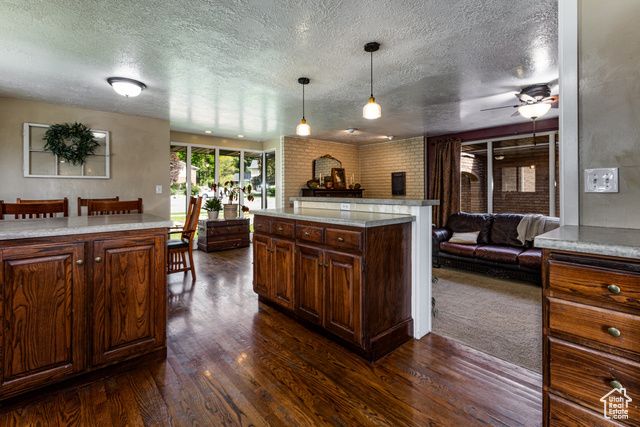 453 SHERIDAN CIR, Centerville, UT 84014