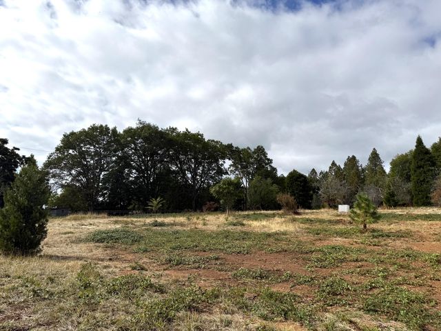 6400 Tunnel Loop Road, Grants Pass, OR 97526