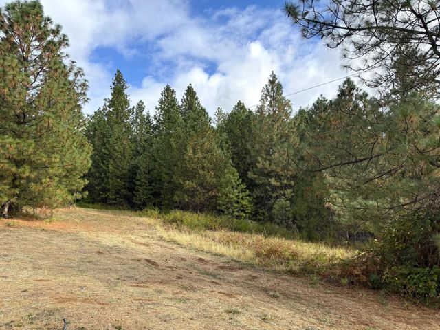 6400 Tunnel Loop Road, Grants Pass, OR 97526