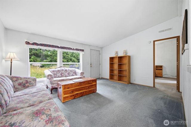 3908 Holtzheimer Trail, Blaine, WA 98230