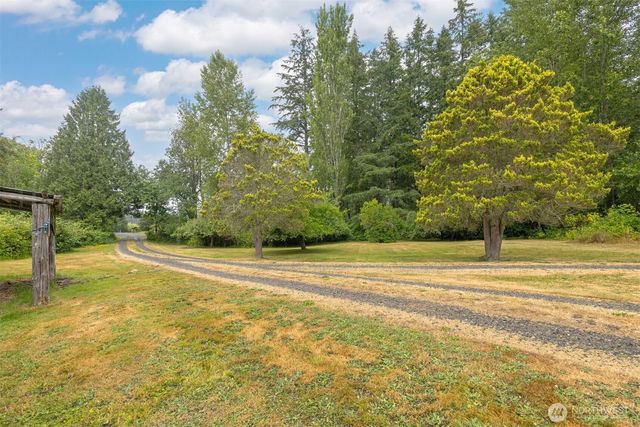 3908 Holtzheimer Trail, Blaine, WA 98230