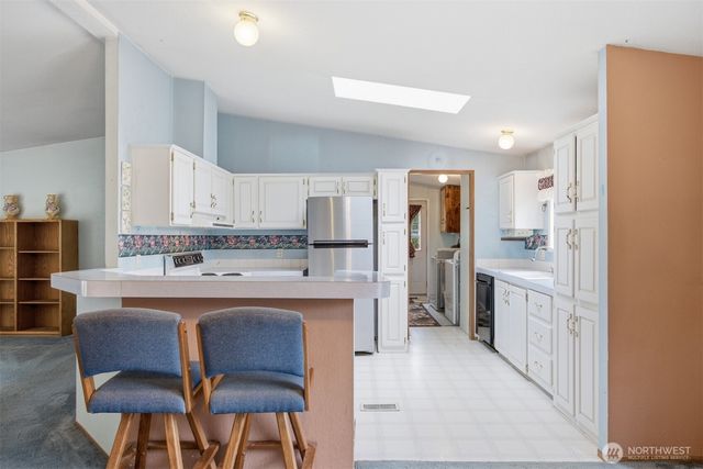 3908 Holtzheimer Trail, Blaine, WA 98230