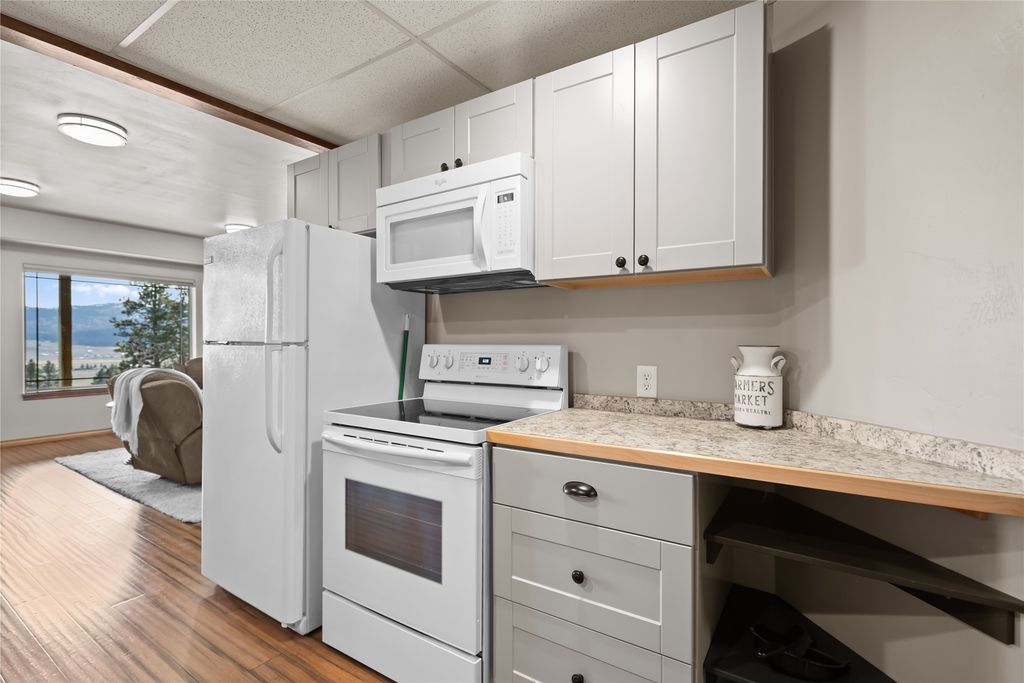 240 Kienas Road, Kalispell, MT 59901 photo 35