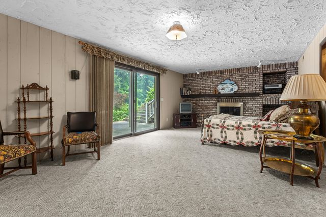 2651 S 4th Street, Kalamazoo, MI 49009