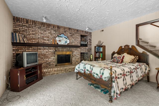 2651 S 4th Street, Kalamazoo, MI 49009