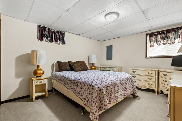 2651 S 4th Street, Kalamazoo, MI 49009