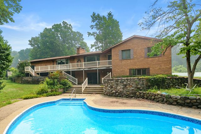 2651 S 4th Street, Kalamazoo, MI 49009