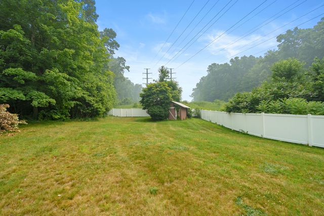 2651 S 4th Street, Kalamazoo, MI 49009