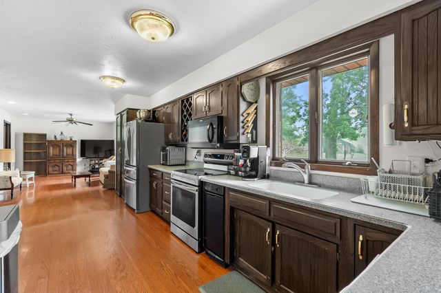 2651 S 4th Street, Kalamazoo, MI 49009