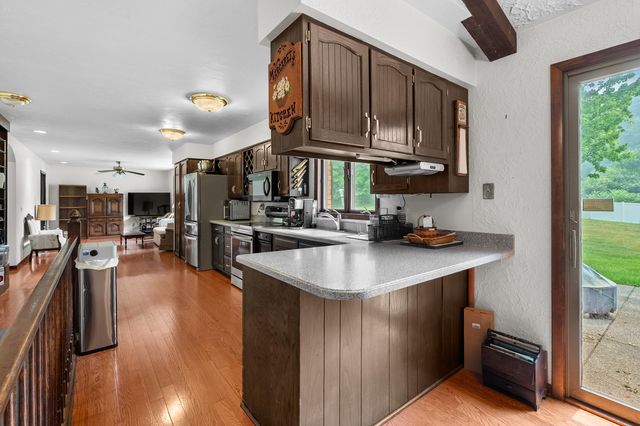 2651 S 4th Street, Kalamazoo, MI 49009