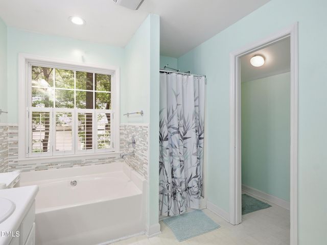 7024 Oviedo Drive, Raleigh, NC 27603