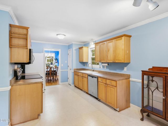 7024 Oviedo Drive, Raleigh, NC 27603