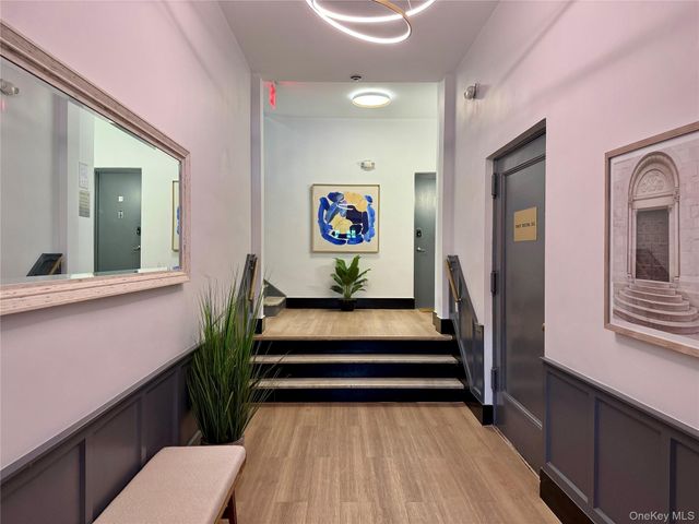 235 Wolfs Lane 1A, Pelham, NY 10803