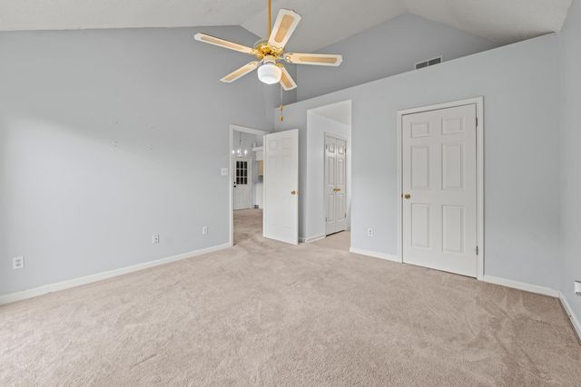 2749 COLONIAL TOWERS DR, Memphis, TN 38016