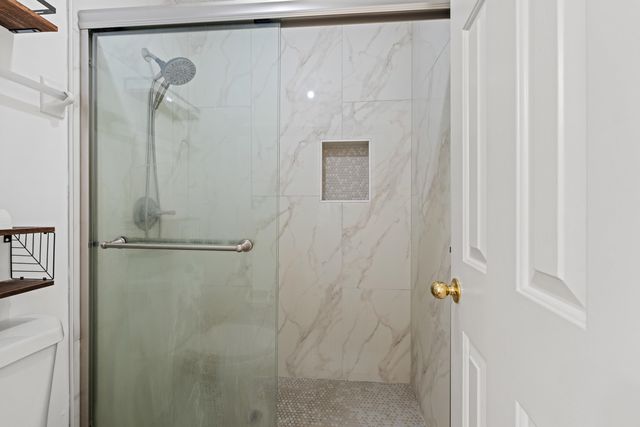 2749 COLONIAL TOWERS DR, Memphis, TN 38016