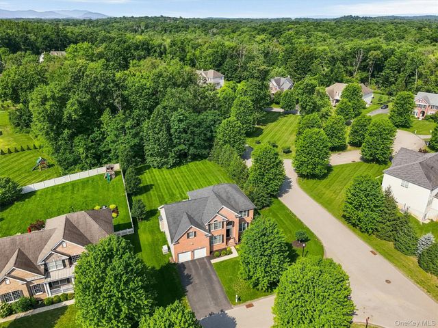 2 Chestnut Street, Hopewell Junction, NY 12533
