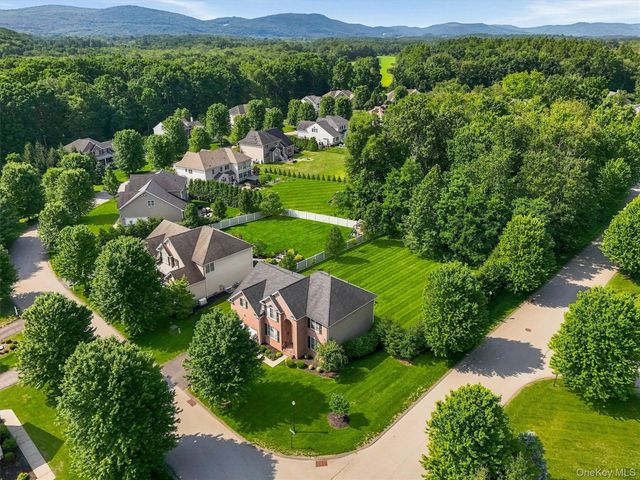 2 Chestnut Street, Hopewell Junction, NY 12533