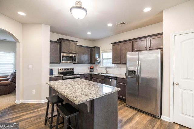 148 Amelia Drive, Byron, GA 31008