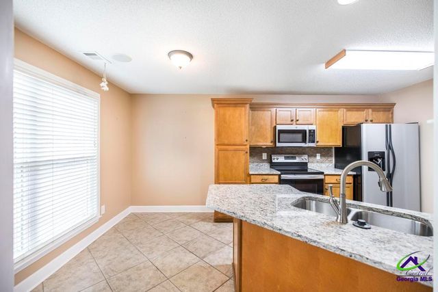 114 Chasen Court, Byron, GA 31008