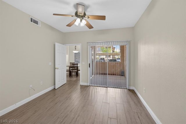 8501 West University Avenue 1014, Las Vegas, NV 89147