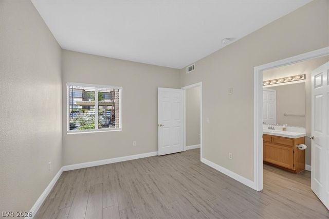 8501 West University Avenue 1014, Las Vegas, NV 89147
