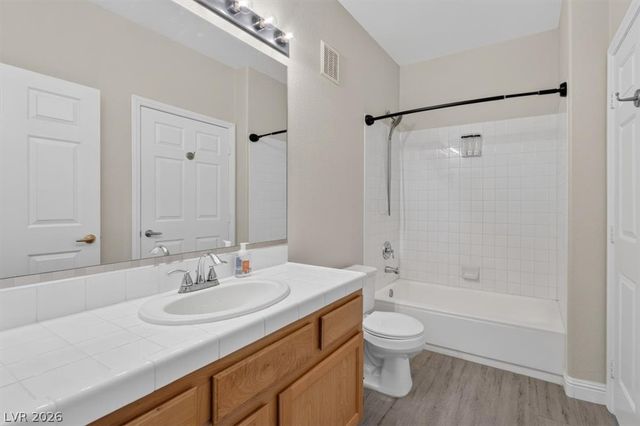 8501 West University Avenue 1014, Las Vegas, NV 89147