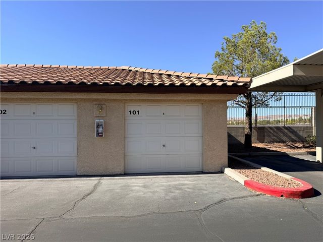8501 West University Avenue 1014, Las Vegas, NV 89147