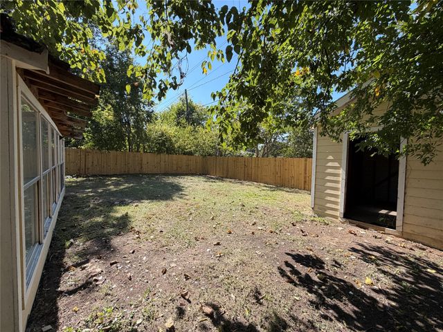 7606 Darnay Drive, Houston, TX 77033