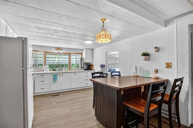 106 PALM DRIVE, Debary, FL 32713