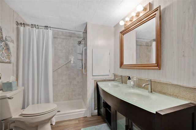 106 PALM DRIVE, Debary, FL 32713