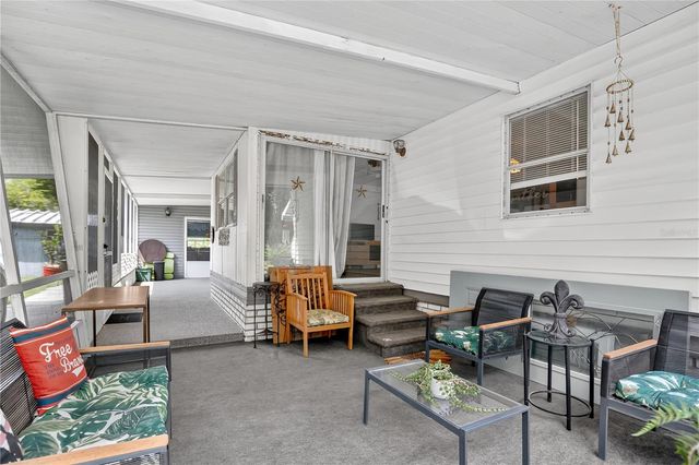 106 PALM DRIVE, Debary, FL 32713