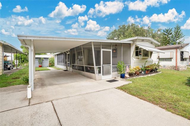 106 PALM DRIVE, Debary, FL 32713