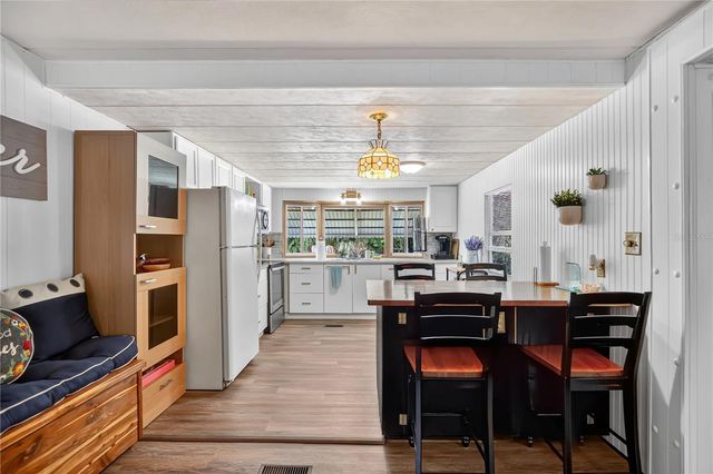 106 PALM DRIVE, Debary, FL 32713