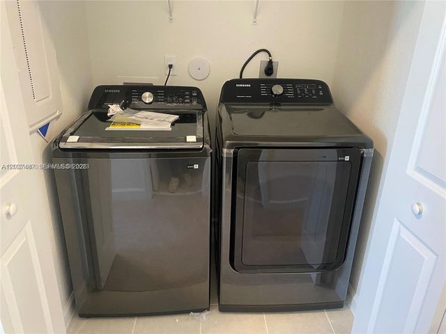 1070 SE 26th Terrace, Homestead, FL 33035