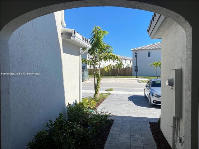 1070 SE 26th Terrace, Homestead, FL 33035