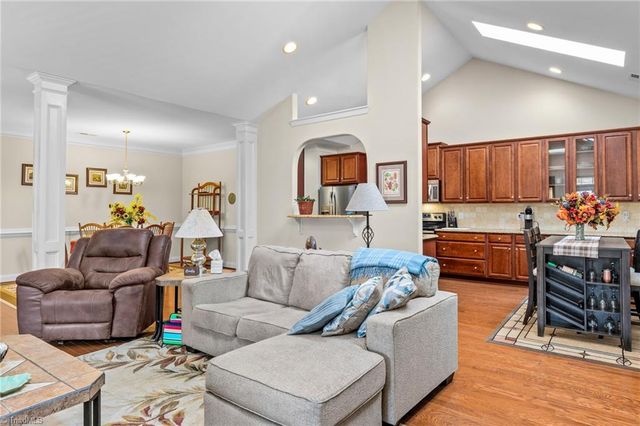 503 Friedberg Village Drive, Winston-salem, NC 27127